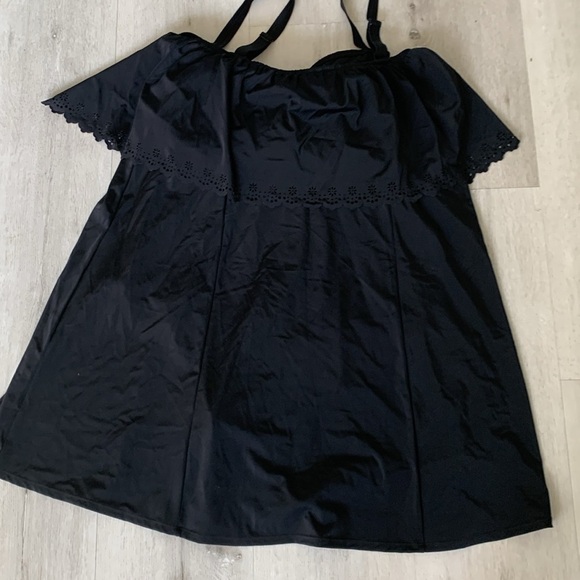 Swimsuits for All Swim 365 Laser Cut Off The Shoulder Swim Dress‎ Black Size 26 - Picture 13 of 15